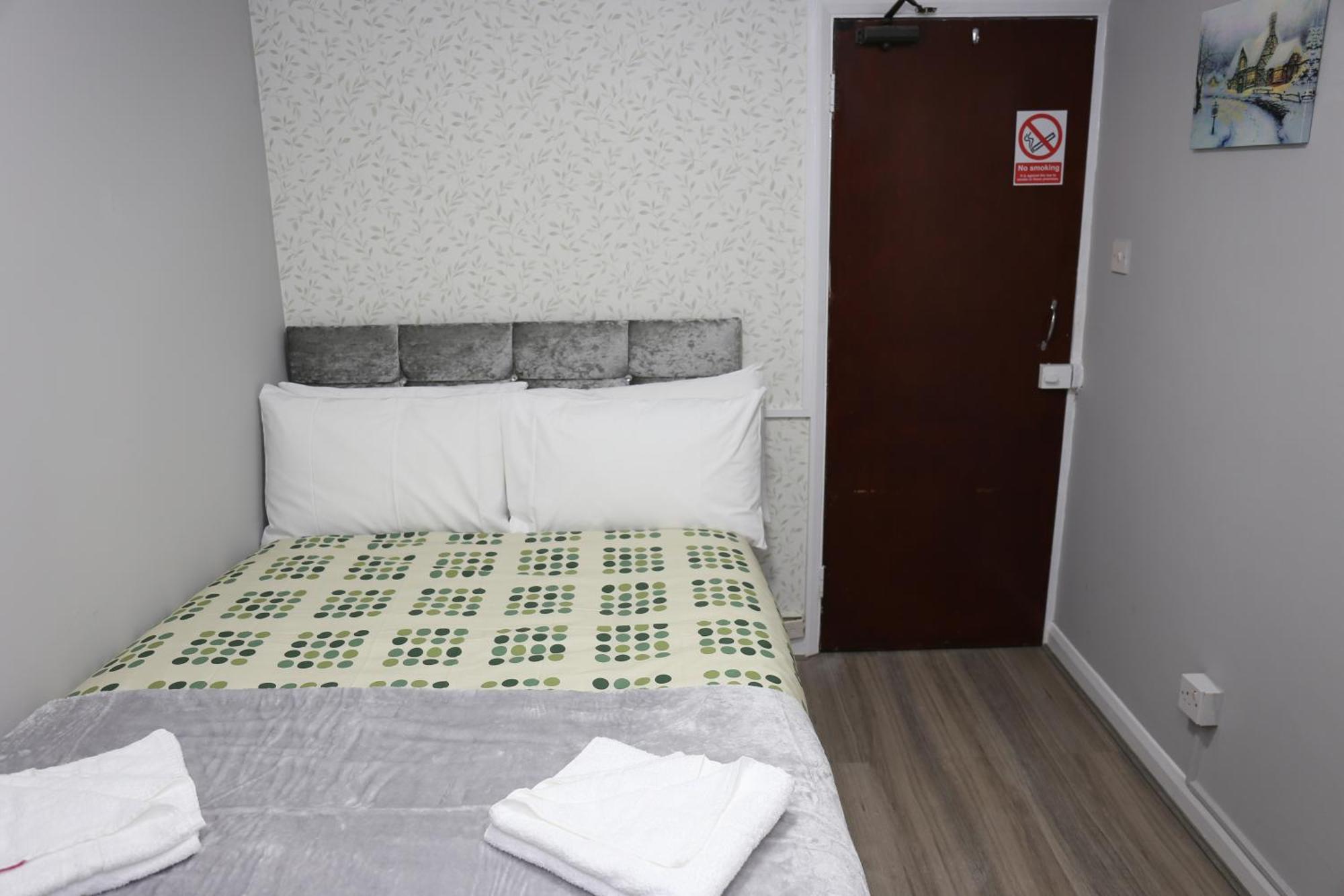 Elstree Inn Богемвуд Экстерьер фото
